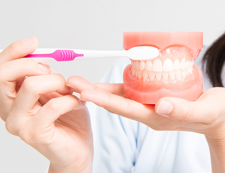 茗荷谷駅徒歩2分の歯医者｜佐藤歯科医院の歯周病治療