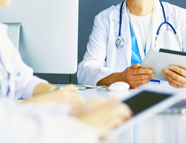 茗荷谷駅徒歩2分の歯医者｜佐藤歯科医院のドクター紹介